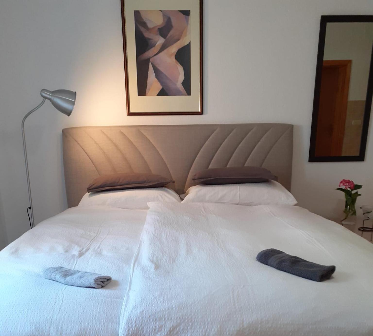 Apartman Mona Mostar Habitación foto